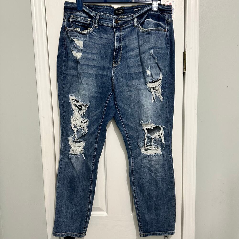 Judy blue boyfriend fit destroyed denim jeans plus size 20W 40x29